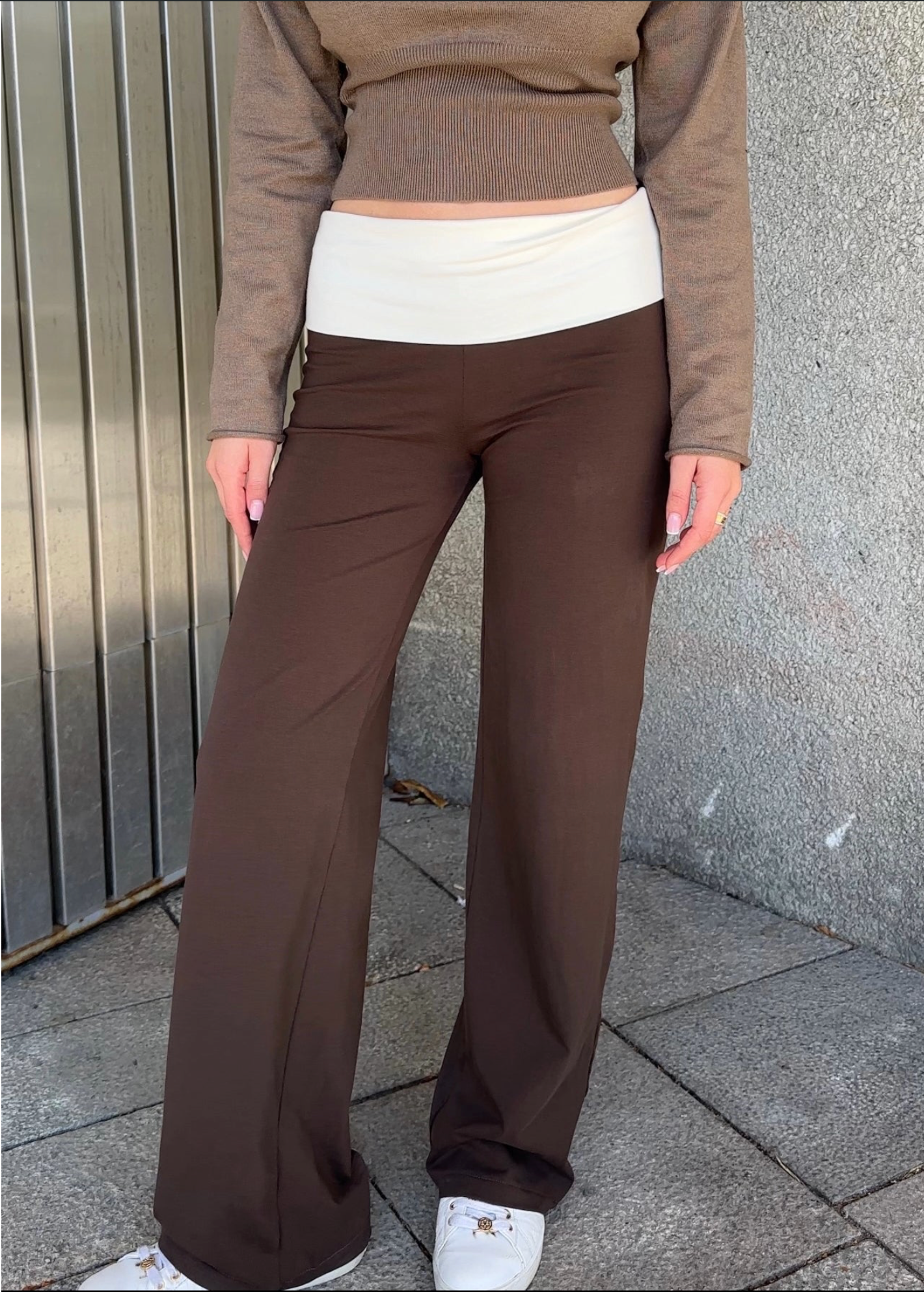 Scandi Low waisted pants